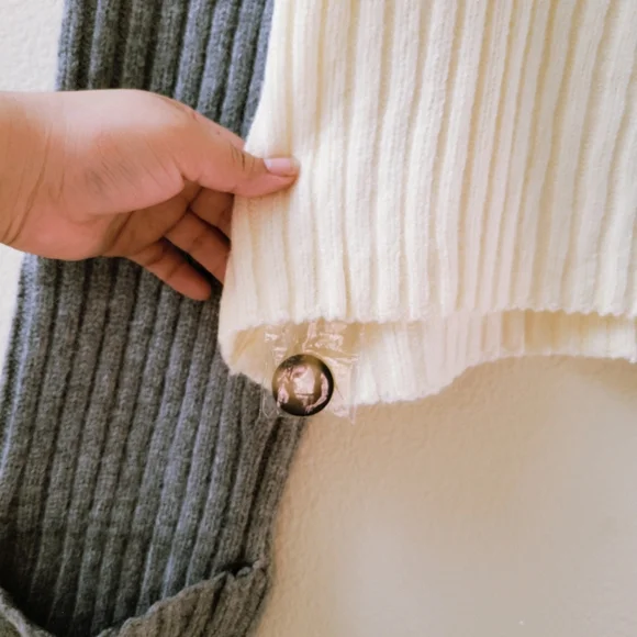 Francesco Ribbed Button Front Colorblock Cardigan - Picture 8 of 8